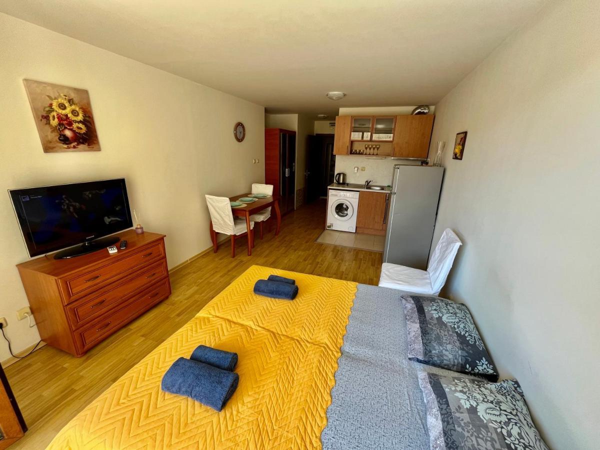 Alexandr Apartments Vigo Misivri Dış mekan fotoğraf